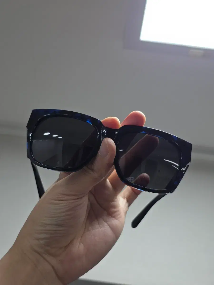 thumbnail-5